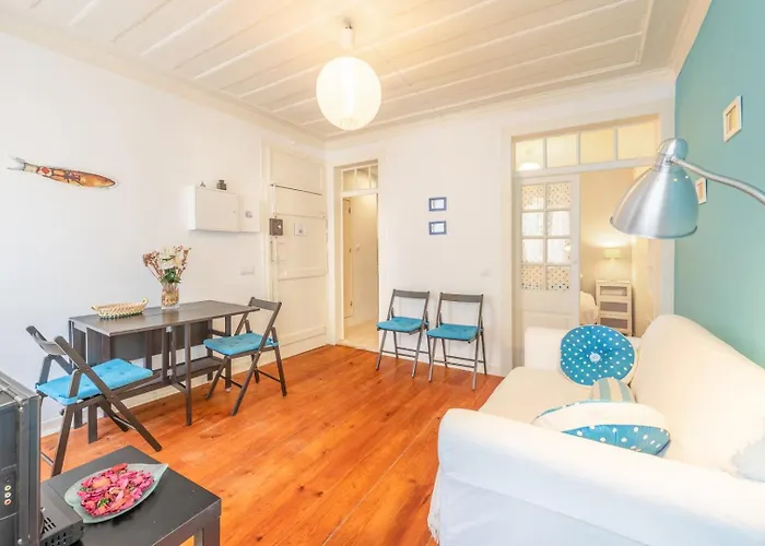 Guestready - A Very Central City Retreat