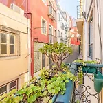Guestready - A Very Central City Retreat